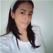 Profesor de lengua castellana imparte clases de niños de 1 a 5 grado de primaria